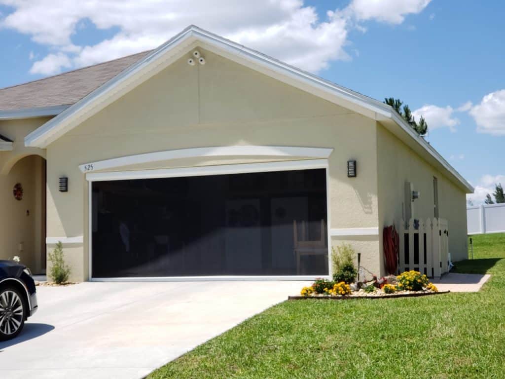 retractable garage screen